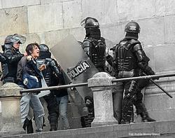 Represi&oacute;n manifestaciones 1o. de mayo 2010 en Colombia