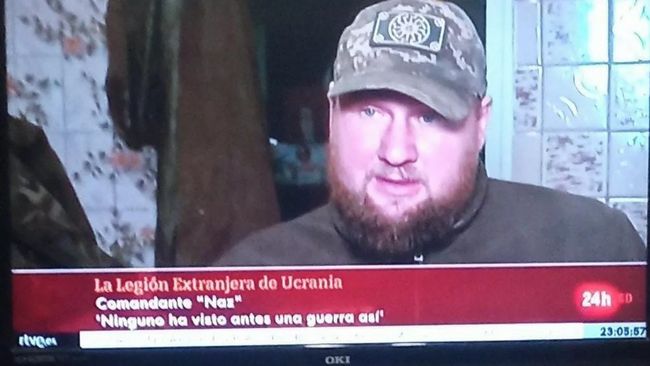 Comandante Naz con el Sol Negro de las SS